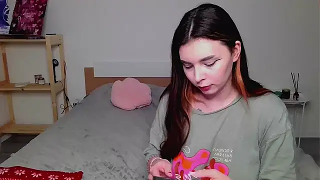 peaachybabe   online show from 03-13-25, 11:27