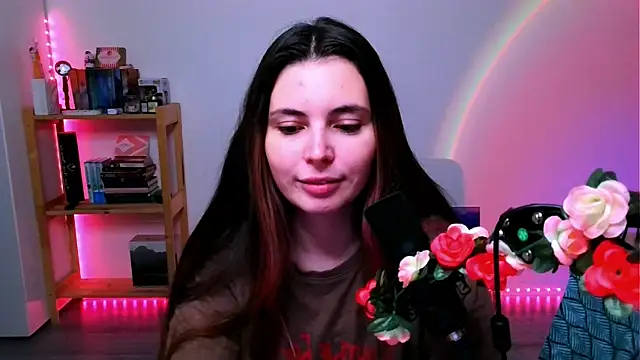 Snapshot of peaachybabe__ chatting on 10-05-25, 03:43 peaachybabe online show from 10-05-25, 03:43