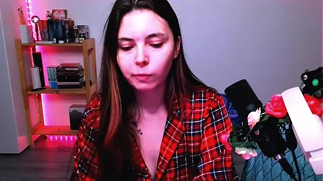 Snapshot of peaachybabe__ chatting on 10-26-25, 03:40 peaachybabe online show from 10-26-25, 03:40