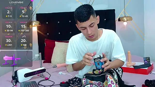 Oliver king sex online show from 01-10-25, 04:09
