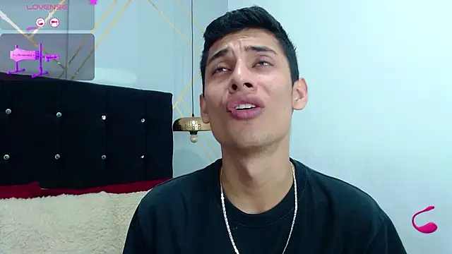Oliver king sex online show from 02-06-25, 03:41