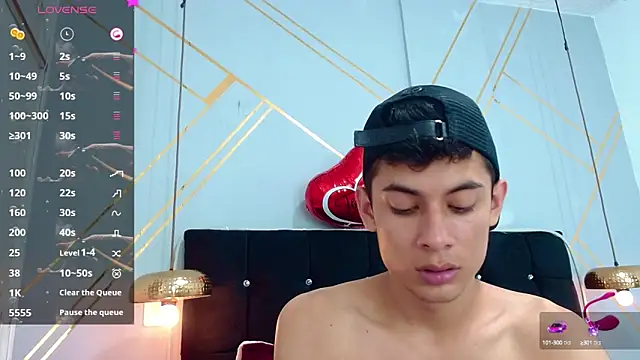 Oliver king sex online show from 03-04-25, 11:32