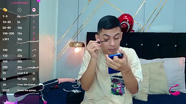 Oliver king sex online show from 03-17-25, 05:38