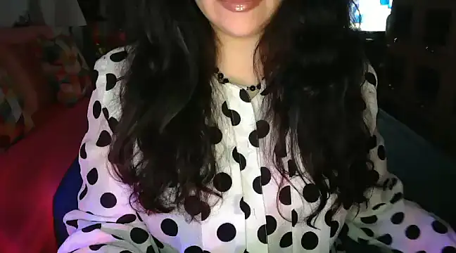 Snapshot of CronacaErotica chatting on 02-27-25, 09:04 CronacaErotica online show from 02-27-25, 09:04