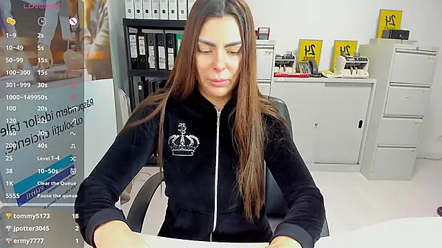 Snapshot of kilenyapatrice chatting on 02-26-25, 12:58 kilenyapatrice online show from 02-26-25, 12:58
