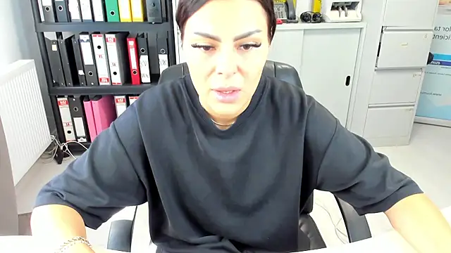 kilenyapatrice online show from 09-23-25, 10:29