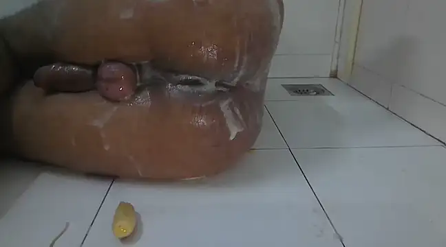 Snapshot of kijiboy chatting on 03-06-25, 10:36 kijiboy online show from 03-06-25, 10:36