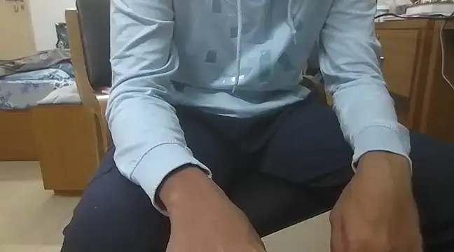 Snapshot of kijiboy chatting on 03-07-25, 07:38 kijiboy online show from 03-07-25, 07:38