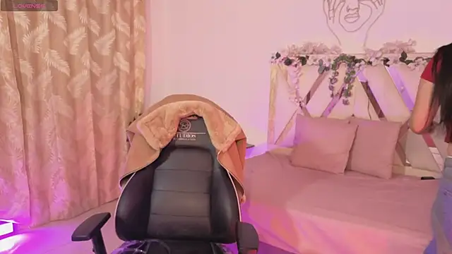 hina tay online show from 02-25-26, 03:05