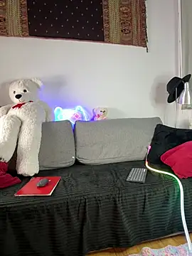 crazyrabbits online show from 02-18-25, 10:25