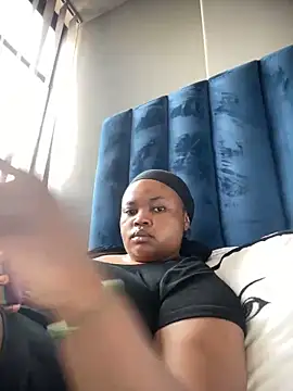 Curveysinaa online show from 02-06-25, 08:39