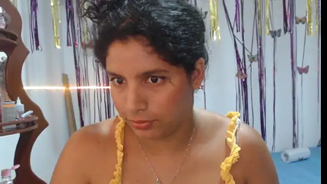 Snapshot of sexyhot20xxx chatting on 04-11-26, 07:45 sexyhot20xxx online show from 04-11-26, 07:45
