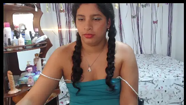Snapshot of sexyhot20xxx chatting on 05-05-26, 05:48 sexyhot20xxx online show from 05-05-26, 05:48