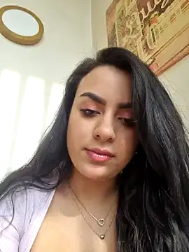 ElyzaIbarra online show from 02-11-25, 09:31