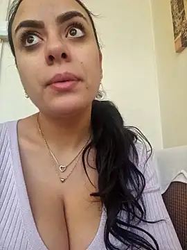 ElyzaIbarra online show from 02-13-25, 05:58