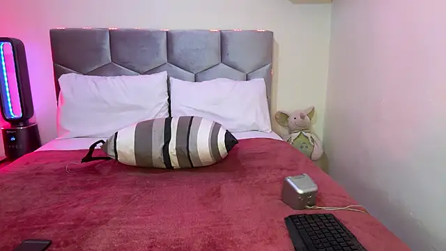 anwarlovemaroc online show from 03-28-26, 09:14