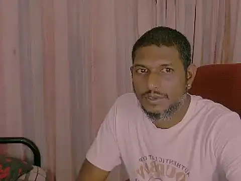 Snapshot of dmancams1874 chatting on 02-17-25, 02:42 dmancams1874 online show from 02-17-25, 02:42