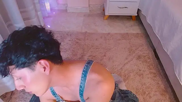 Snapshot of dilan_sp chatting on 10-22-25, 01:06 dilan sp online show from 10-22-25, 01:06