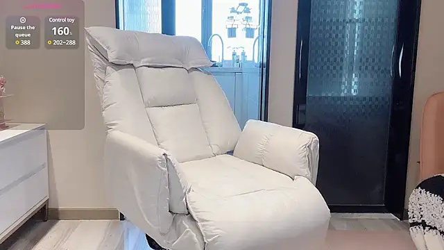 Neyllar online show from 12-21-24, 05:58