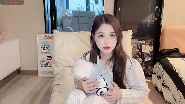 Neyllar online show from 12-26-24, 11:24