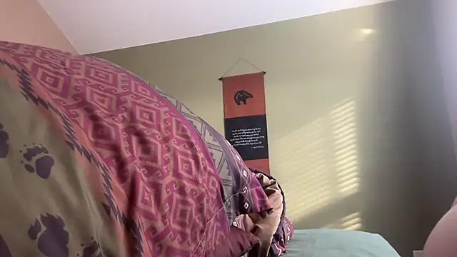 skrtlomainee online show from 12-20-24, 10:22