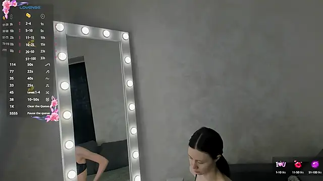 Snapshot of emilia_walton chatting on 03-11-25, 01:12 emilia walton online show from 03-11-25, 01:12