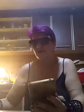 Snapshot of Ely_Elenita chatting on 03-31-26, 06:52 Ely Elenita online show from 03-31-26, 06:52