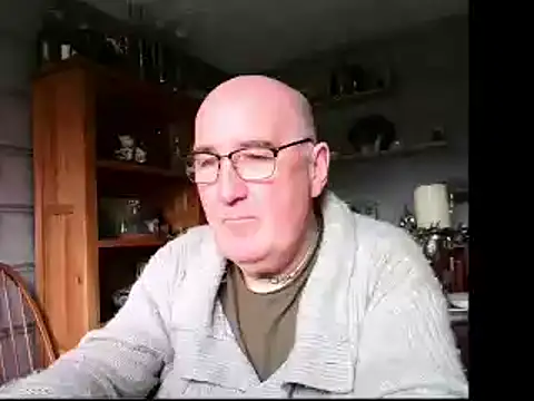 Adamdaddybear online show from 12-12-24, 12:55