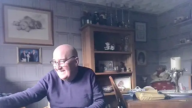 Adamdaddybear online show from 01-21-25, 12:18