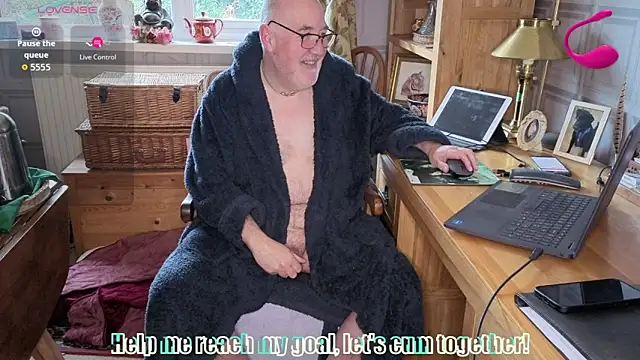 Adamdaddybear online show from 03-01-26, 08:38