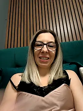 Snapshot of SukyGirl chatting on 12-27-24, 12:34 SukyGirl online show from 12-27-24, 12:34