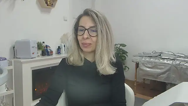 Snapshot of SukyGirl chatting on 02-28-25, 09:47 SukyGirl online show from 02-28-25, 09:47