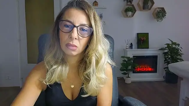 SukyGirl online show from 10-20-25, 07:31