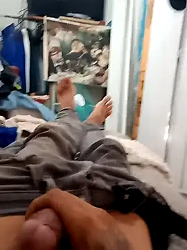 Snapshot of elcobin chatting on 09-26-25, 02:10 elcobin online show from 09-26-25, 02:10