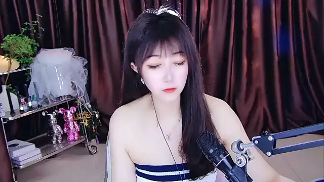 Snapshot of xiaoya666--baby chatting on 03-01-25, 02:34 xiaoya666--baby online show from 03-01-25, 02:34