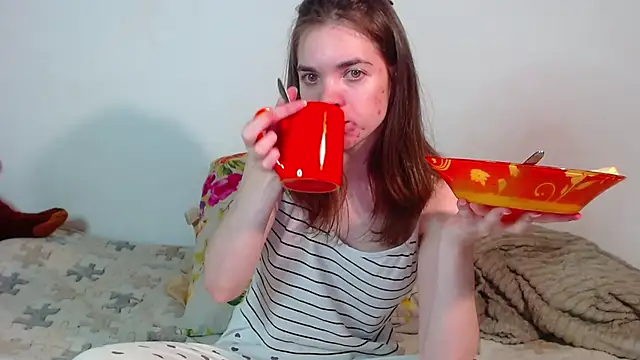 Snapshot of SallyMkn chatting on 02-24-26, 04:27 SallyMkn online show from 02-24-26, 04:27