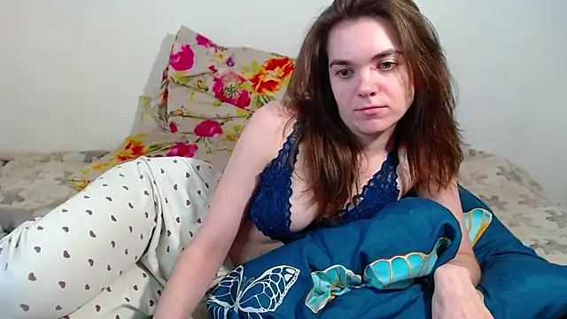 SallyMkn online show from 05-03-26, 04:02