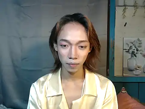 Snapshot of imtwinky chatting on 10-12-25, 12:26 imtwinky online show from 10-12-25, 12:26