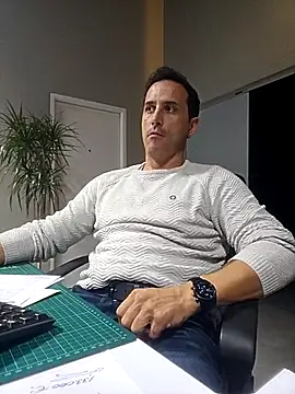 Lucas   81 online show from 11-06-25, 07:48