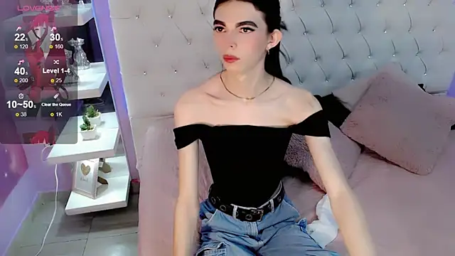 Snapshot of CuteAri chatting on 12-20-24, 08:34 CuteAri online show from 12-20-24, 08:34