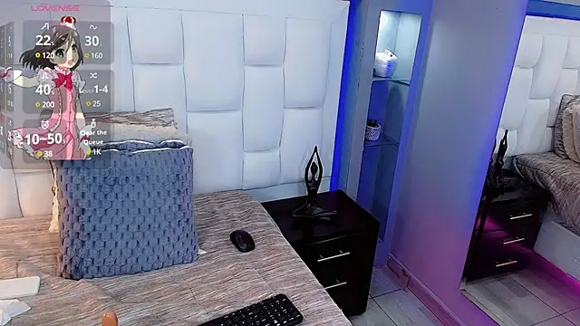 Snapshot of CuteAri chatting on 03-02-25, 11:42 CuteAri online show from 03-02-25, 11:42