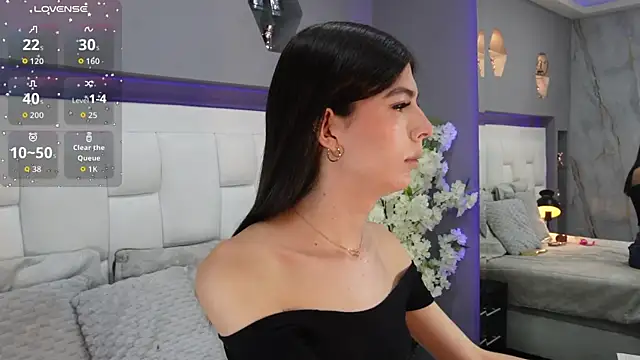 Snapshot of CuteAri chatting on 09-15-25, 08:09 CuteAri online show from 09-15-25, 08:09