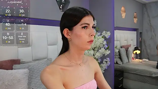 Snapshot of CuteAri chatting on 09-29-25, 08:35 CuteAri online show from 09-29-25, 08:35