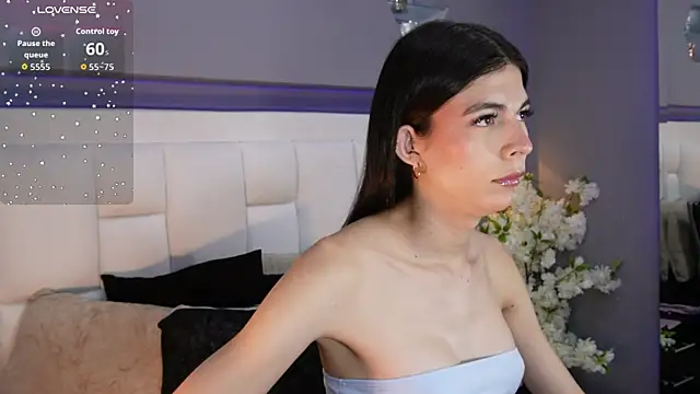 CuteAri online show from 05-22-26, 08:14