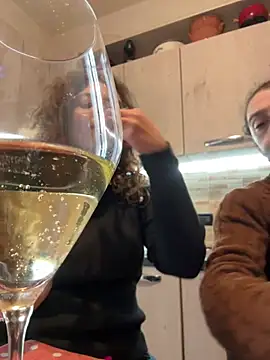 Snapshot of ItalianiMuli chatting on 03-15-25, 03:06 ItalianiMuli online show from 03-15-25, 03:06