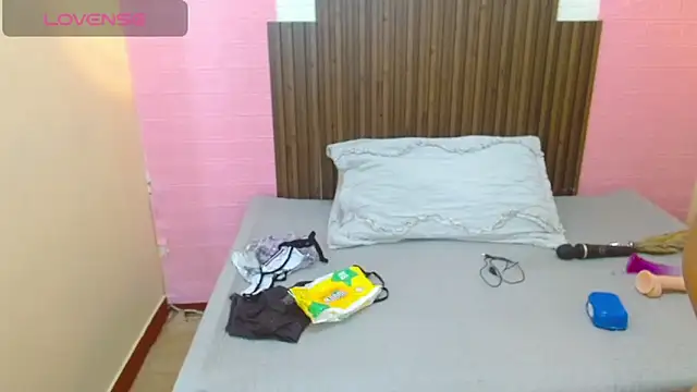 Angelica Blue online show from 09-28-25, 04:34