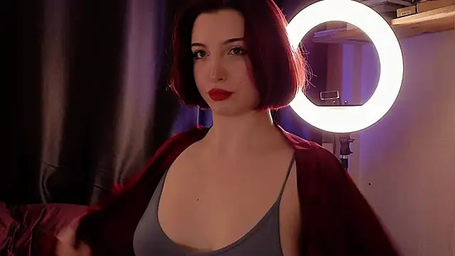 LisaVamp online show from 11-14-25, 12:20