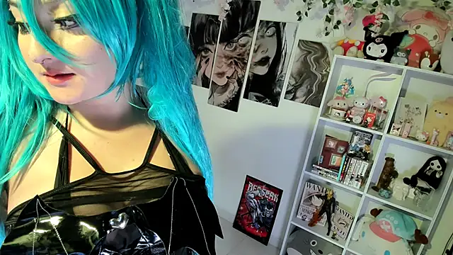 julyana  online show from 01-26-25, 04:51