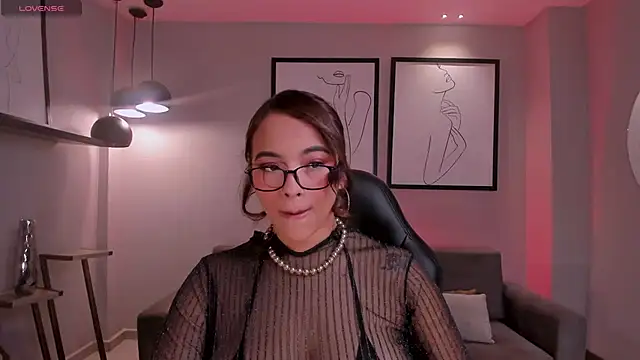 CarlaSmithX online show from 03-12-25, 04:08