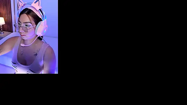 CamilaVegas  online show from 06-15-26, 04:53